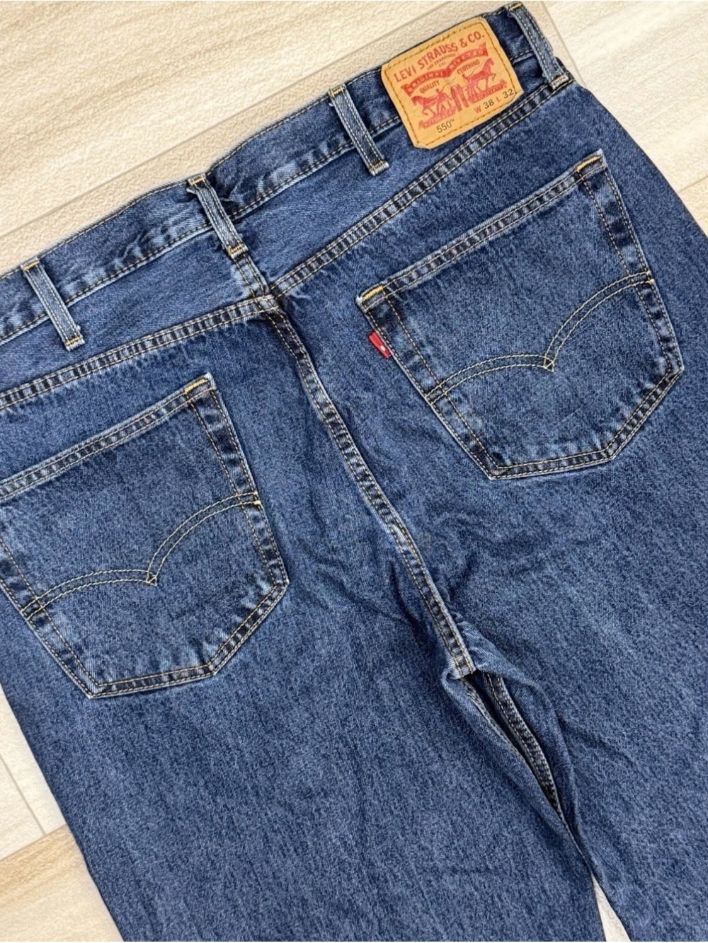 Levi's 550 Relaxed Fit Tapered Leg Jeans Mens Dark Wash Blue 38X32 Msrs 37x31 - Picture 6 of 12